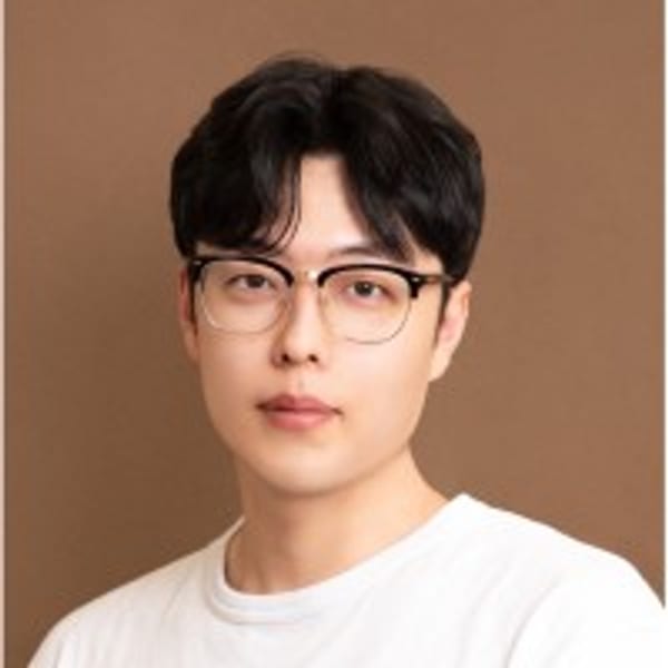 Young-Jun Lee